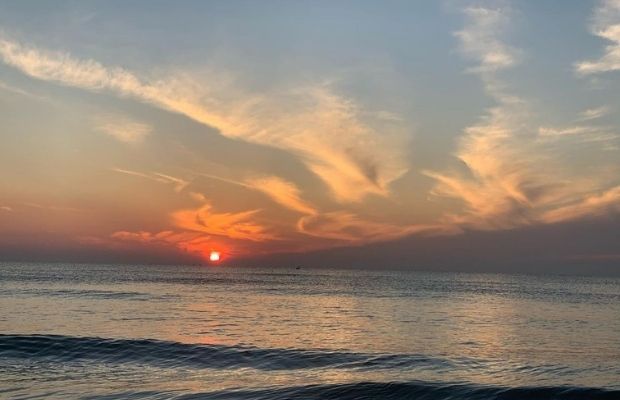 Sunrise in the Non Nuoc Beach